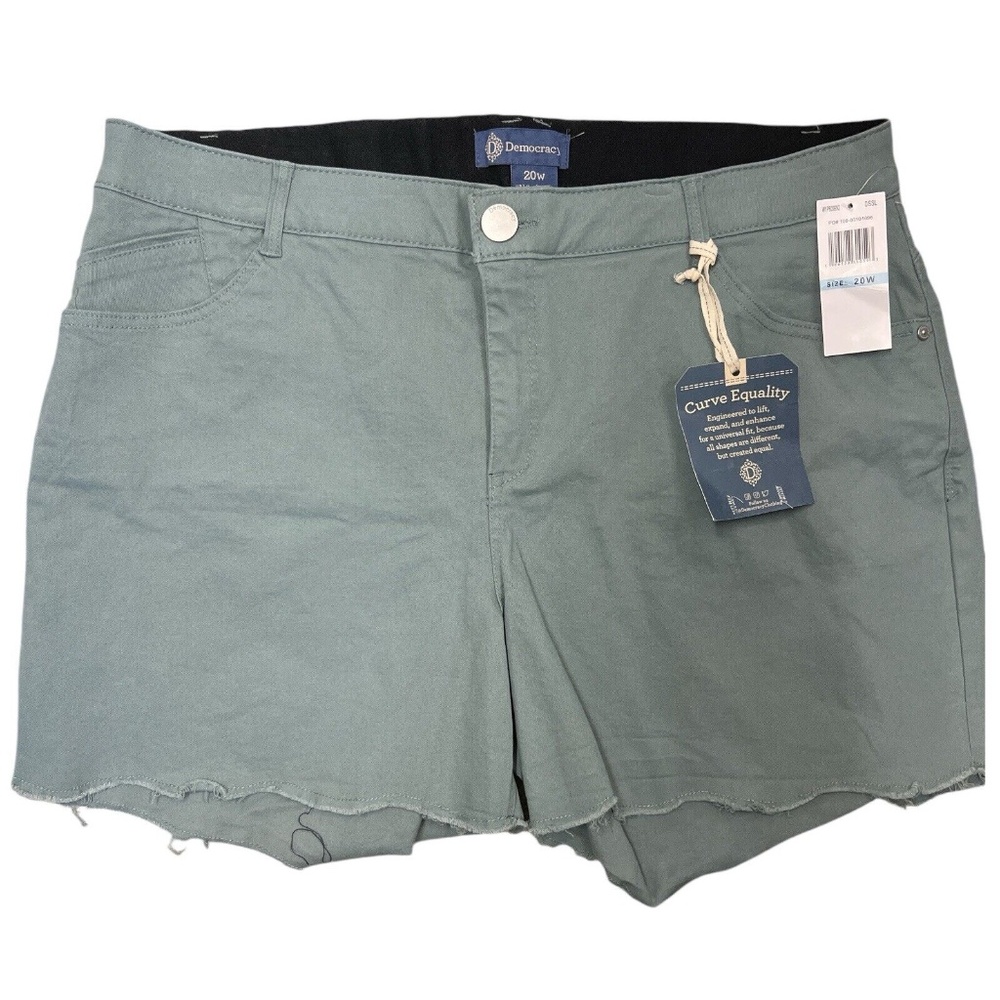 Democracy Women's 20W Green 5" Shorts Ab Solution High Rise Raw Hem Slimming